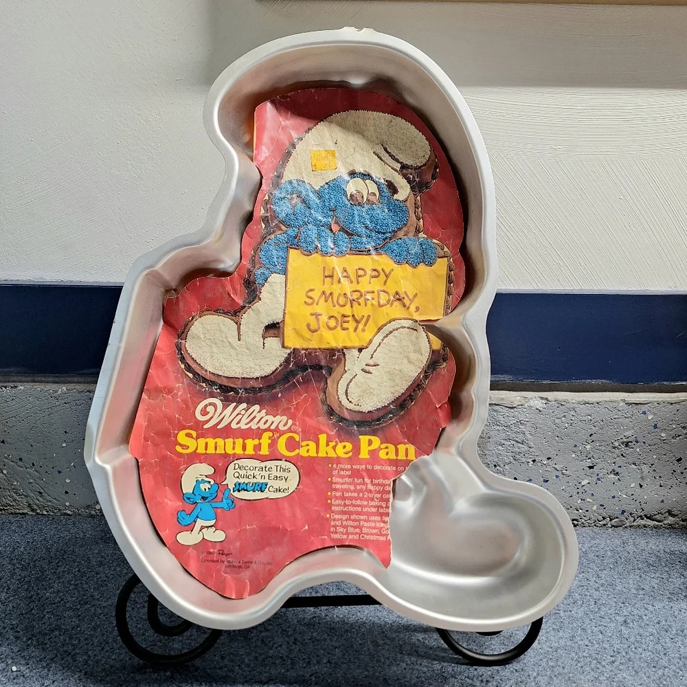 Wilton Smurf Birthday Cake Pan, 1983 #502-4033